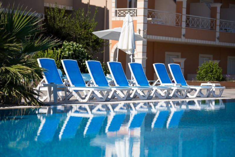 Kavos Plaza Hotel Zewnętrze zdjęcie