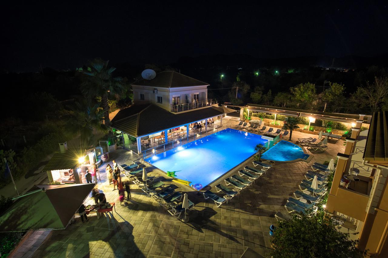 Kavos Plaza Hotel Zewnętrze zdjęcie