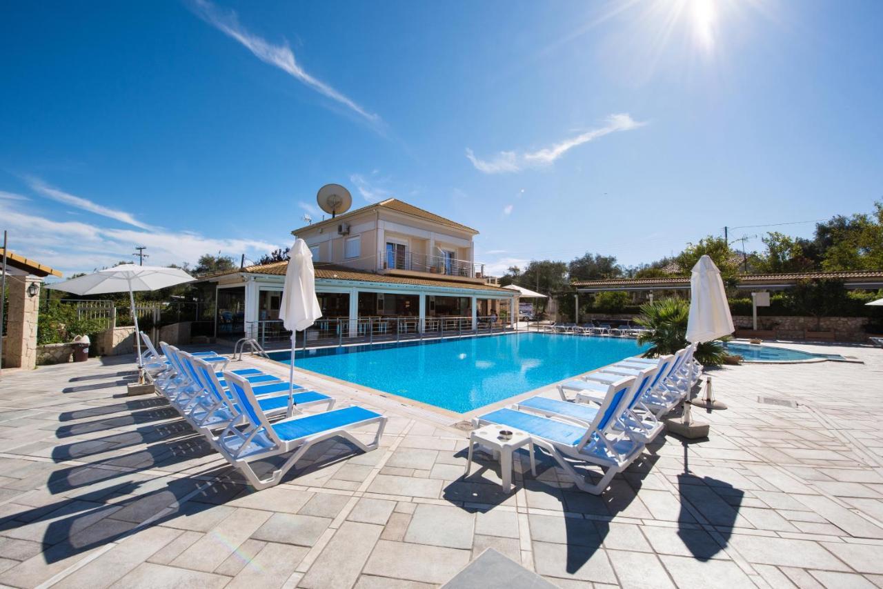 Kavos Plaza Hotel Zewnętrze zdjęcie